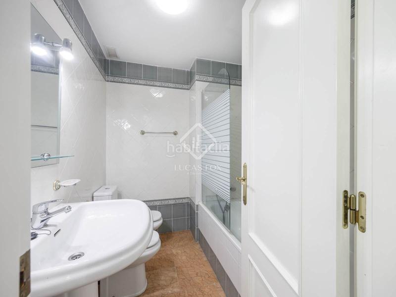 Foto 82b3aad7-5c81-4162-9db3-7d781f268604. Rent flat with heating parking in El Pla del Remei Valencia