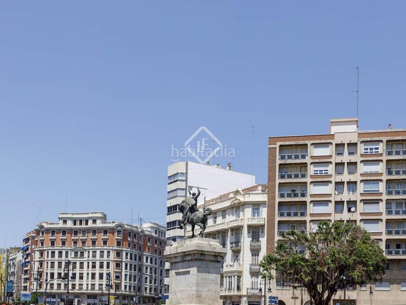 Foto 87acae6c-e06e-4ac8-85b6-8ff30dc04cb7. Piso espaciosa vivienda en ubicación inmejorable 226 m en el corazón de la ciudad! en Valencia