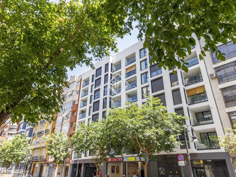 Foto e3fbf5d1-95fe-4910-8cfc-2f387f3cdc48. Piso espaciosa vivienda en ubicación inmejorable 226 m en el corazón de la ciudad! en Valencia
