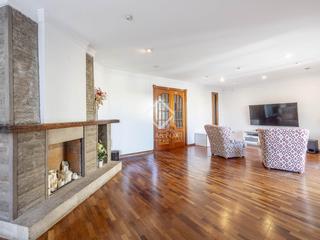 Etagenwohnung in Arrancapins. Espaciosa vivienda en ubicación inmejorable  226 m en el corazón