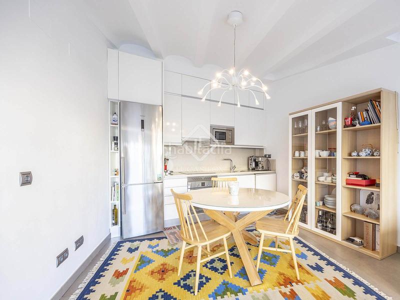 Foto 13672a79-94cb-4500-b65a-c50a7827e1d7. Lloguer àtic amb calefacció a El Mercat Valencia