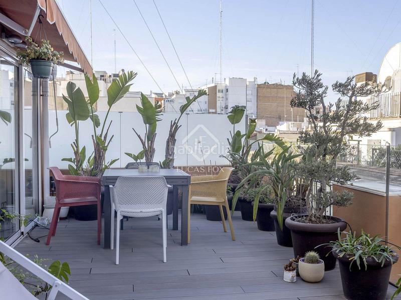 Foto 49bacac1-a2a3-4837-a13b-3fd2f0f2cde7. Lloguer àtic amb calefacció a El Mercat Valencia