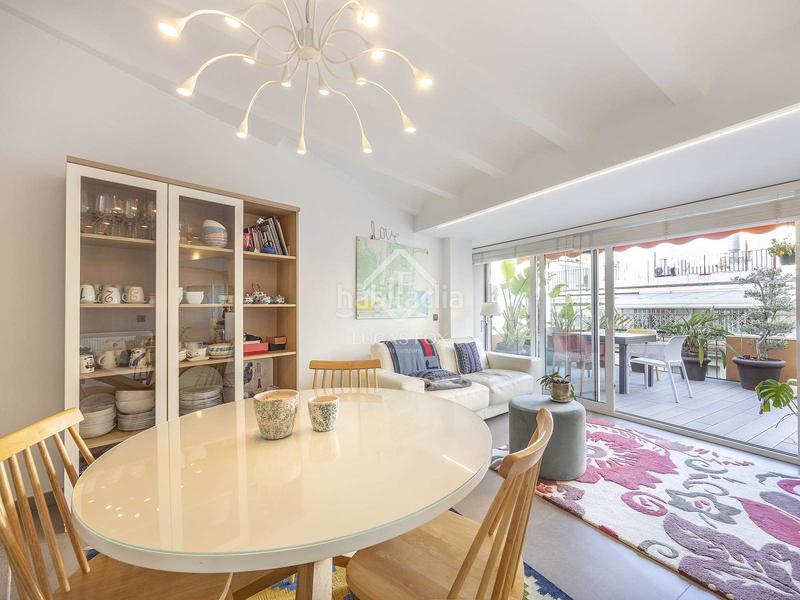 Foto 6cdb352f-3f7a-4098-a573-f55c28fa7cff. Lloguer àtic amb calefacció a El Mercat Valencia