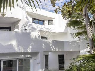 Xalet a Rocafort. Casa  villa de 7 dormitorios en venta en urbanización en rocafor