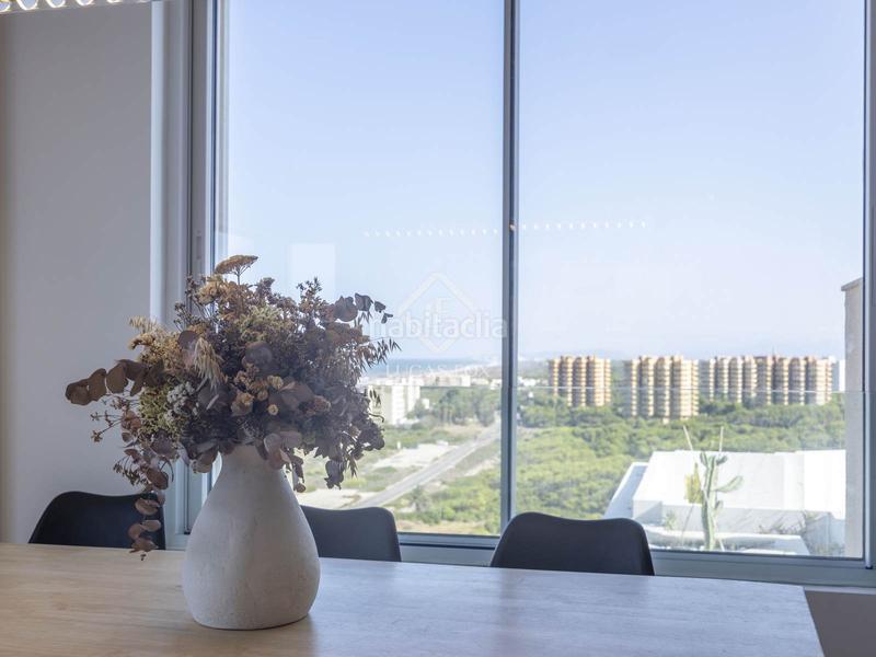 Foto 7b5058fb-daf2-4c20-bacc-9ee4d01e2596. Alquiler piso  en excelentes condiciones de tres dormitorios en alquiler en El Saler perellonet en Valencia