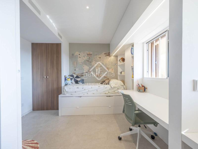 Foto 83090954-a29e-4df4-bd1a-753926620934. Alquiler piso  en excelentes condiciones de tres dormitorios en alquiler en El Saler perellonet en Valencia