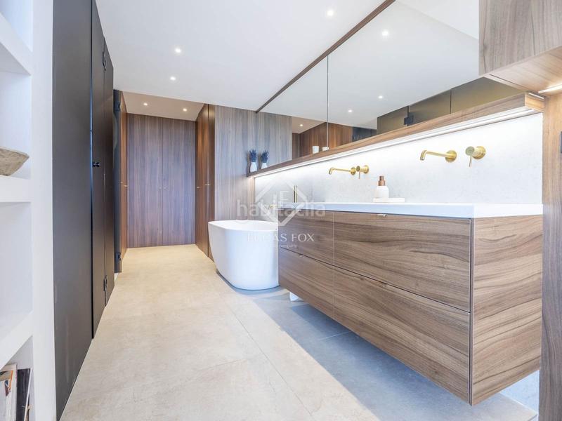 Foto ab1aa627-2b4b-43ca-b5f3-e803677db7d4. Alquiler piso  en excelentes condiciones de tres dormitorios en alquiler en El Saler perellonet en Valencia