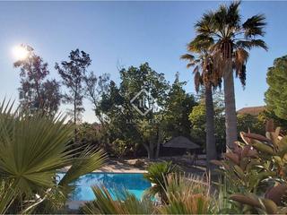 Chalet in La Cañada. Excelente villa de 7 dormitorios con piscina en venta en la cany