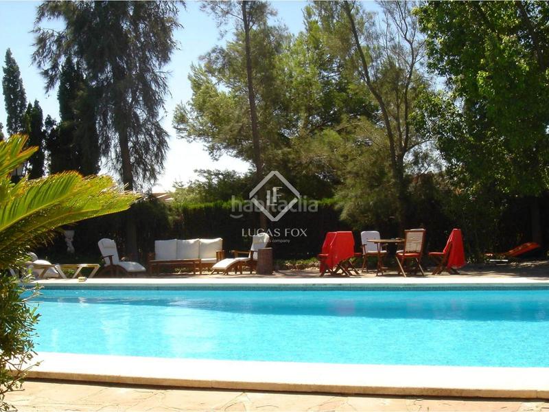 Foto 004f0f99-bf15-44a5-99d0-fce1894bec3a. Chalet avec chauffage parking piscine dans La Cañada Paterna