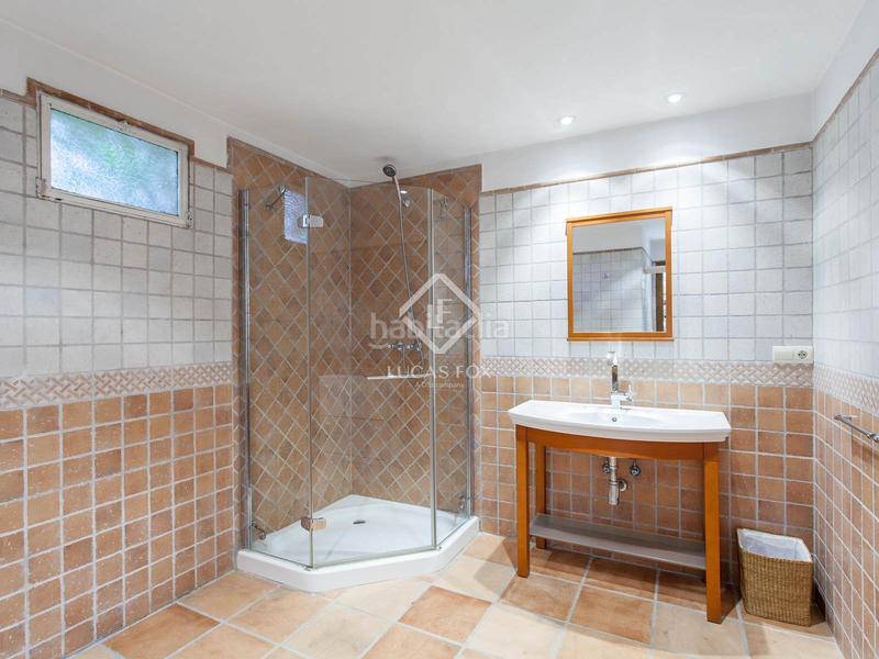 Foto b2d944e6-b9f8-4877-ad92-9ee517e0fbcc. Chalet avec chauffage parking piscine dans La Cañada Paterna