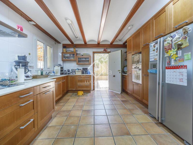 Foto 79cfd29f-7e36-4fcc-ae4e-3abbdf782053. Mas avec parking piscine dans Rocafort