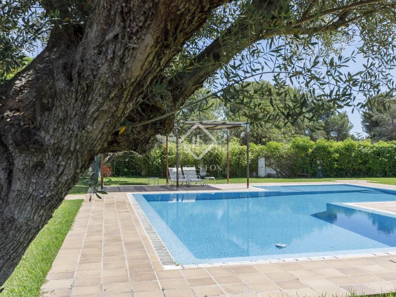 Foto 7e2d22a0-bcc8-42d3-a75a-77332e00ff4d. Mas avec parking piscine dans Rocafort