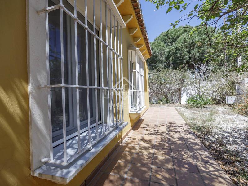 Foto c338cae3-66b8-40e0-84c6-5478c64d6f71. Mas avec parking piscine dans Rocafort