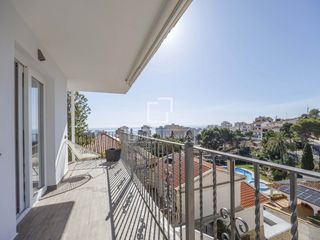 Miete Chalet in Racó. Casa  villa en excelentes condiciones de 3 dormitorios en alquil