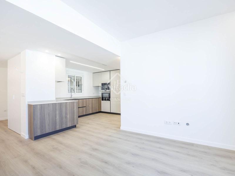 Foto 674704ce-8ea6-4985-8eb7-d5e611cc4b01. Location appartement dans Russafa Valencia