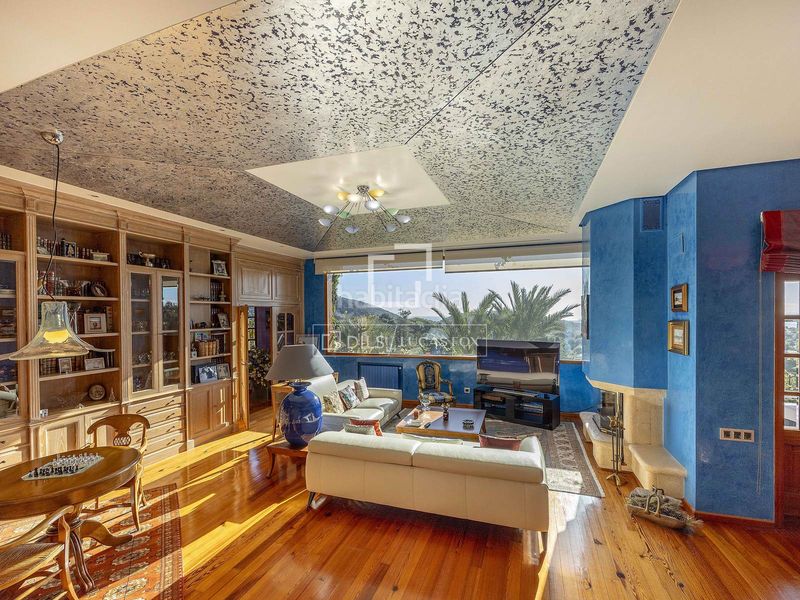 Foto 0776e937-166a-4879-8cb3-570f694e192d. Xalet amb calefacció piscina a Centro-El Castillo Sagunt