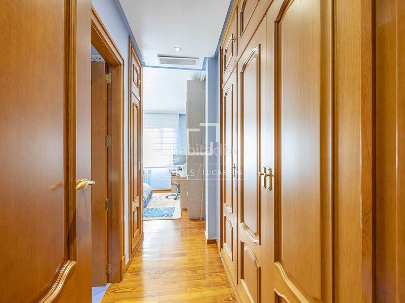 Foto 1d12ebc5-59d5-4bfa-abad-1c45ec318603. Xalet amb calefacció piscina a Centro-El Castillo Sagunt