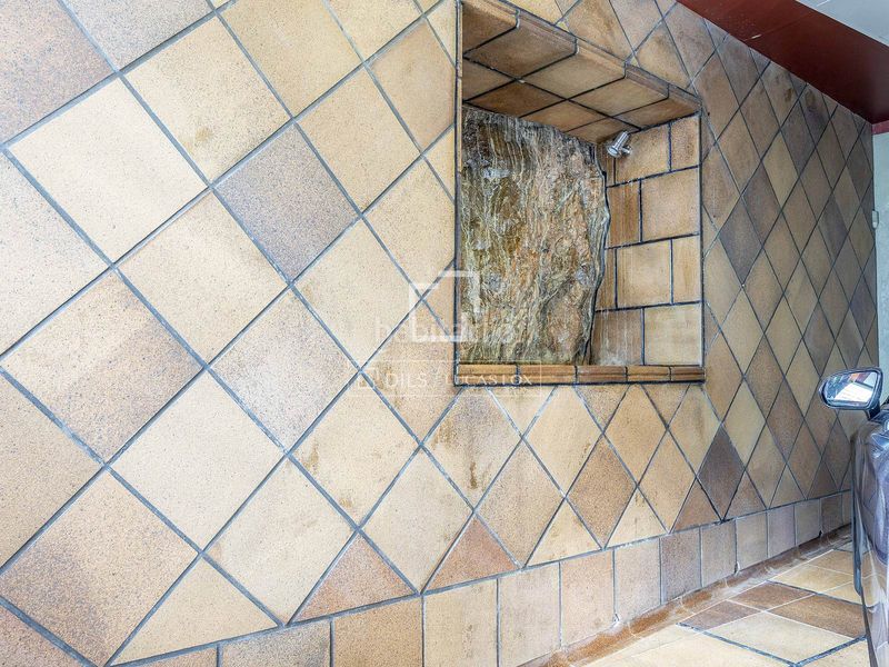 Foto 1e871dd4-bd0e-467c-a0bd-1af7b8f6a5a6. Xalet amb calefacció piscina a Centro-El Castillo Sagunt