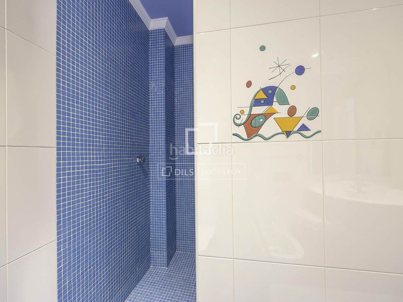 Foto 4e902bd2-b4a8-44c4-8f10-50a86e7a459c. Xalet amb calefacció piscina a Centro-El Castillo Sagunt