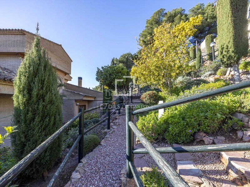 Foto 88be6e12-a84d-4379-8469-d663913de086. Xalet amb calefacció piscina a Centro-El Castillo Sagunt