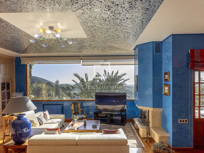 Foto 8f55a3bc-3110-4e0a-8955-a2073bf452cd. Xalet amb calefacció piscina a Centro-El Castillo Sagunt