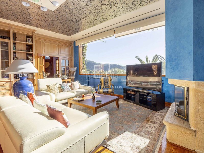 Foto 94e7a0c3-8d10-49dc-b516-83447759e845. Xalet amb calefacció piscina a Centro-El Castillo Sagunt