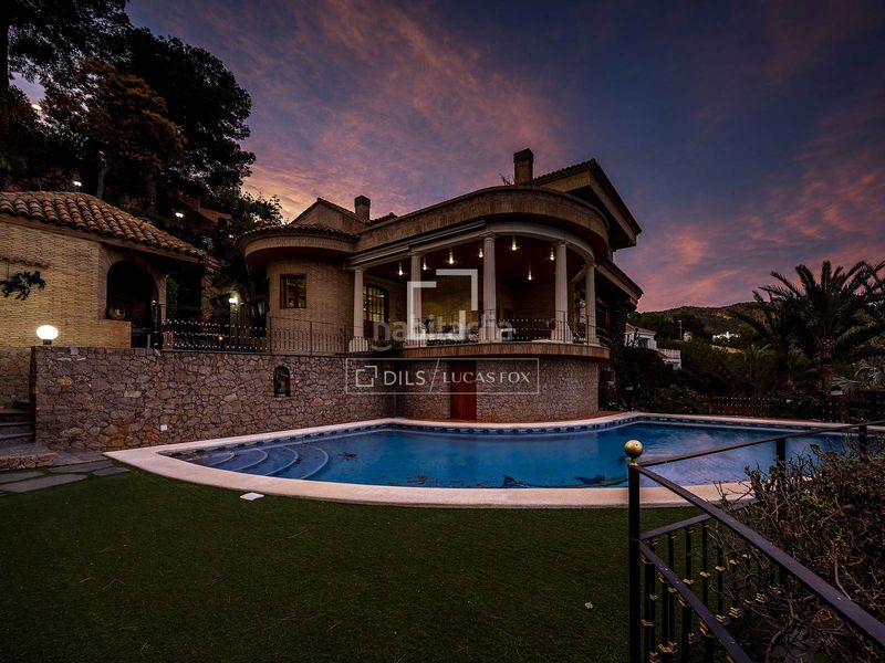 Foto 9c6f7ffb-a3a4-4e65-8ce0-ceeb82518227. Xalet amb calefacció piscina a Centro-El Castillo Sagunt