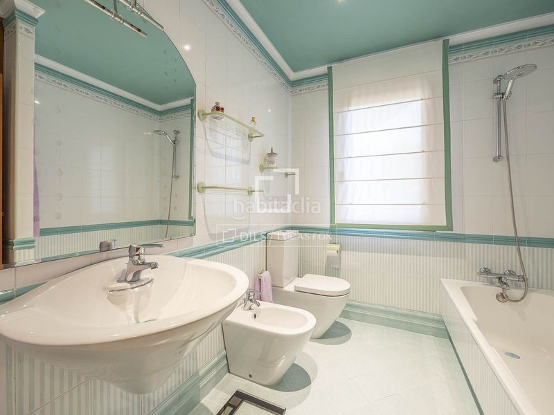 Foto b4894497-6170-423b-9892-6d0d9a7a026a. Xalet amb calefacció piscina a Centro-El Castillo Sagunt