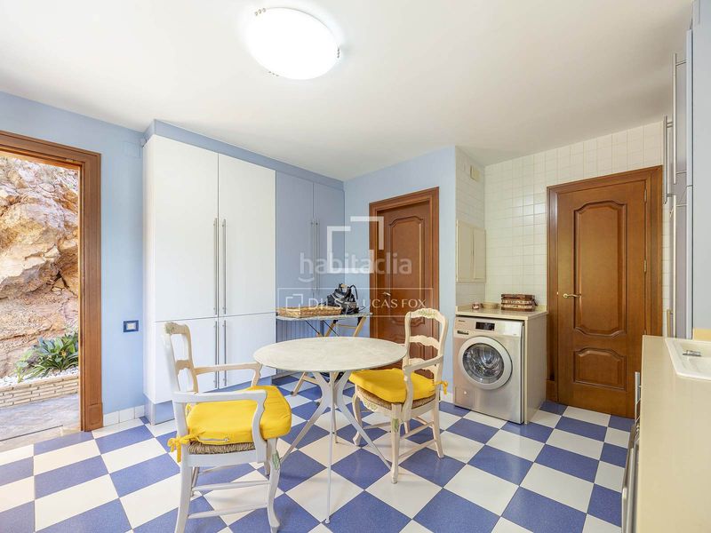 Foto b89cdac4-f5cc-4c53-975d-2c31492ce601. Xalet amb calefacció piscina a Centro-El Castillo Sagunt