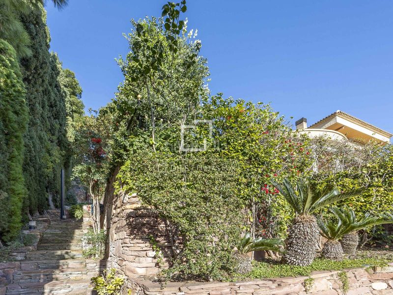 Foto c024602a-0463-42b9-baf1-4f2e9aa285cd. Xalet amb calefacció piscina a Centro-El Castillo Sagunt