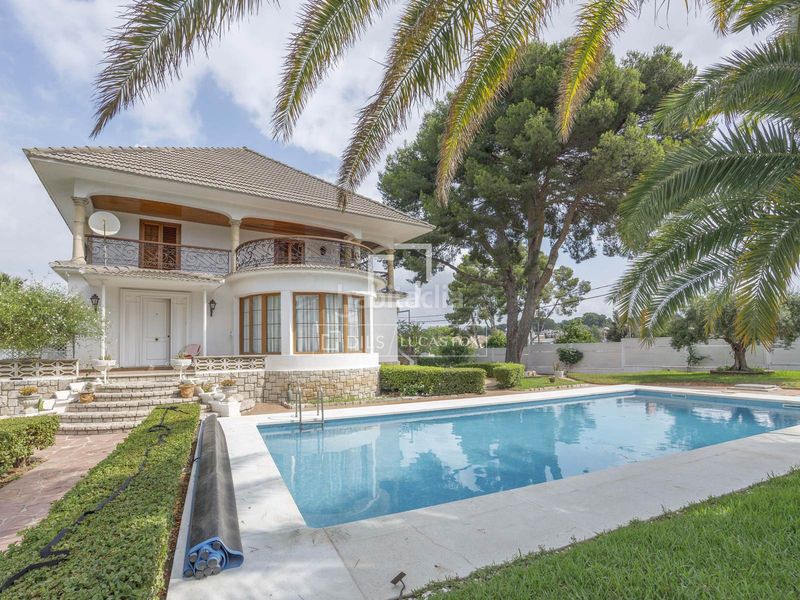 Foto e1e7df4a-3783-4525-8725-ded02c753f07. Xalet amb calefacció aparcament piscina a La Cañada Paterna