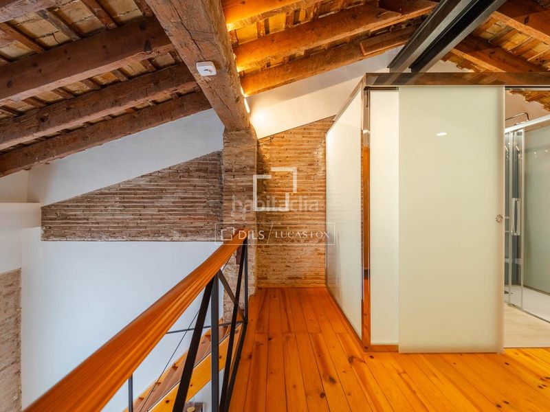 Foto 2f564c6f-cc2b-45d6-bab1-dfdae33b742a. Pis a Russafa Valencia