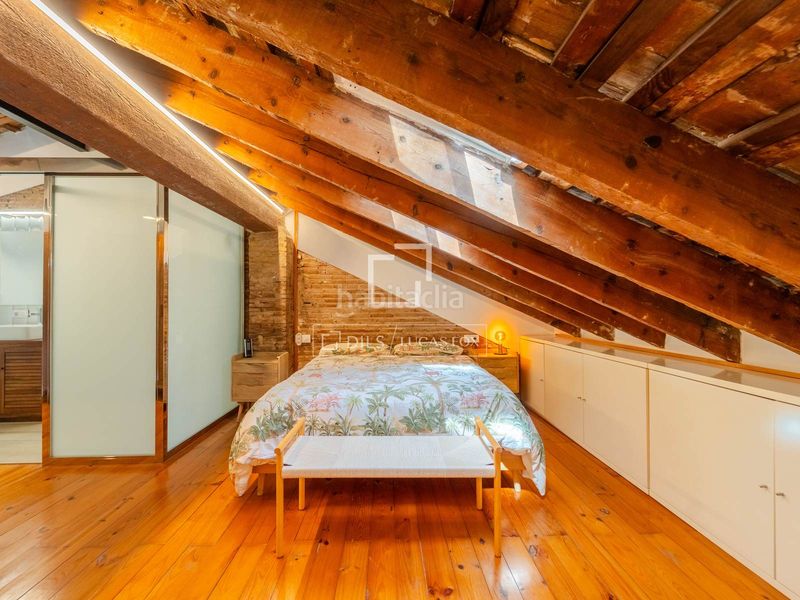 Foto 4f998de4-3174-43c9-8499-637ce4e9fba9. Pis a Russafa Valencia