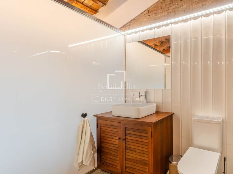 Foto 680d00a7-cd8c-4075-b678-6460c34140df. Pis a Russafa Valencia