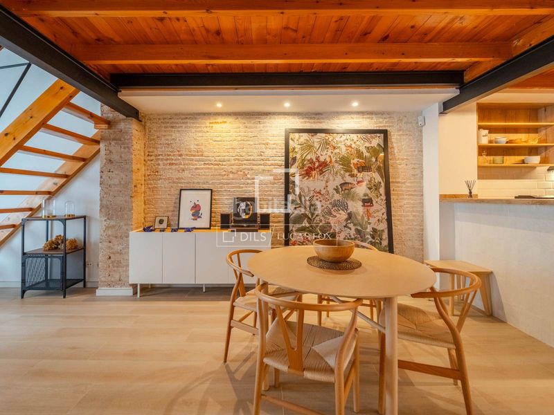 Foto 7d746d7d-e19c-4689-bc5b-b3412edaf319. Pis a Russafa Valencia