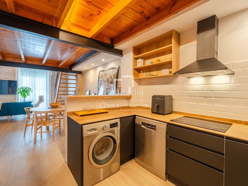 Foto b16e2d90-9c78-404c-bf11-122dc91f8846. Pis a Russafa Valencia