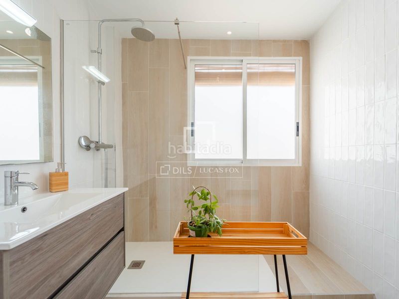 Foto c737e394-2f0b-45ba-b9f7-0338c2535f88. Pis a Russafa Valencia