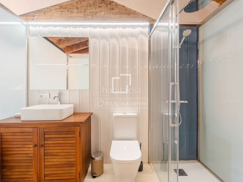 Foto de9c3666-be44-4521-8e35-e42b4c4e2d30. Pis a Russafa Valencia