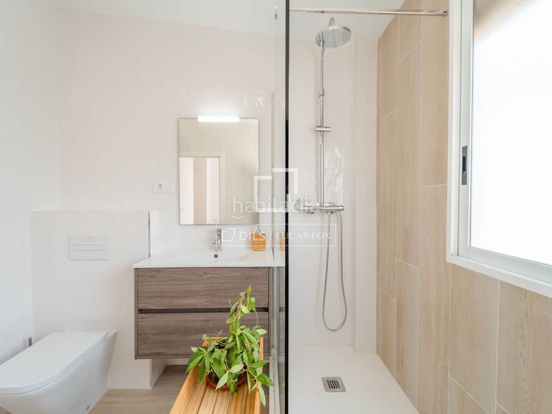 Foto fb3f1937-9a5b-4ef0-8105-a93746398555. Pis a Russafa Valencia