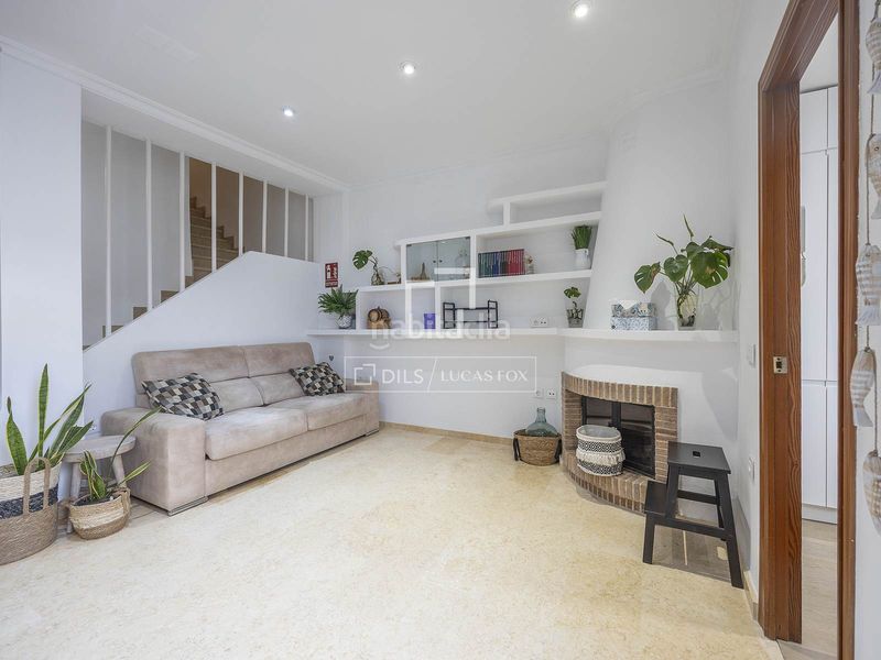 Foto 1f89e87a-9019-4d46-9c3d-cd595f379b22. Chalet casa villa en excelentes condiciones de 7 dormitorios con 30m terraza en venta en valencia region en Catarroja