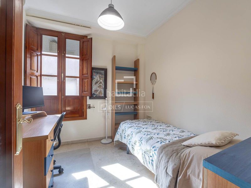 Foto 39c338e3-1683-41a5-aa66-b33e25e6a9d0. Chalet casa villa en excelentes condiciones de 7 dormitorios con 30m terraza en venta en valencia region en Catarroja