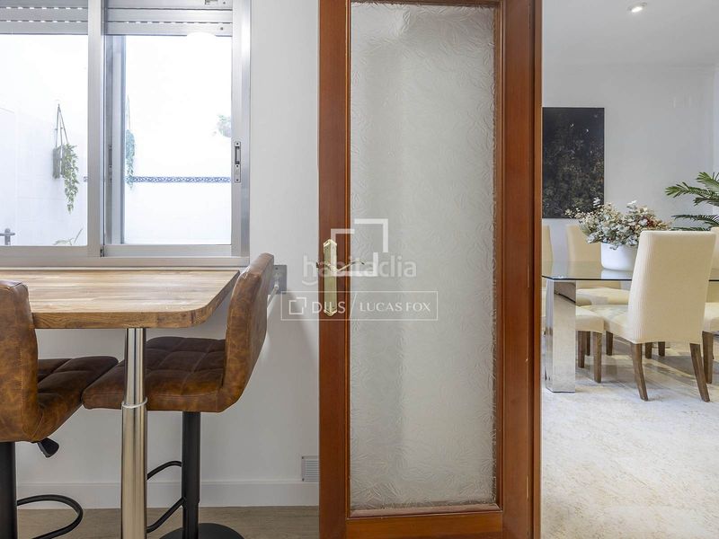 Foto 55b88e76-1f23-43ac-9c9e-fb7b2916763e. Chalet casa villa en excelentes condiciones de 7 dormitorios con 30m terraza en venta en valencia region en Catarroja