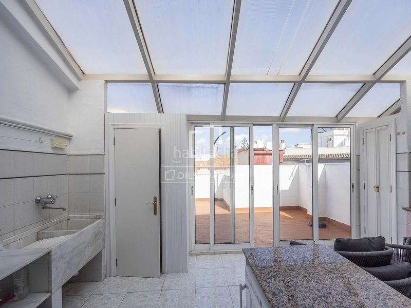 Foto a8ce4ea1-6cde-4c09-8e49-b271a8b214fc. Chalet casa villa en excelentes condiciones de 7 dormitorios con 30m terraza en venta en valencia region en Catarroja