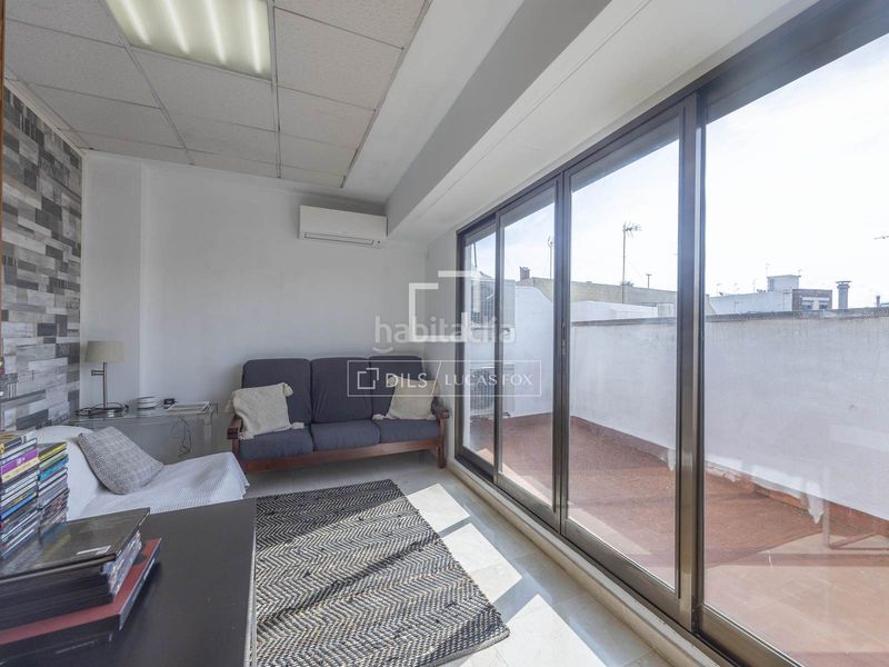 Foto ed21b93f-e33b-42be-959f-16a864cc4901. Chalet casa villa en excelentes condiciones de 7 dormitorios con 30m terraza en venta en valencia region en Catarroja