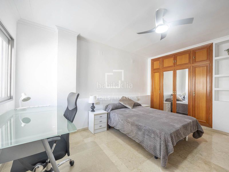 Foto f2f79e6a-79ab-443e-8eae-27c5b42ec812. Chalet casa villa en excelentes condiciones de 7 dormitorios con 30m terraza en venta en valencia region en Catarroja