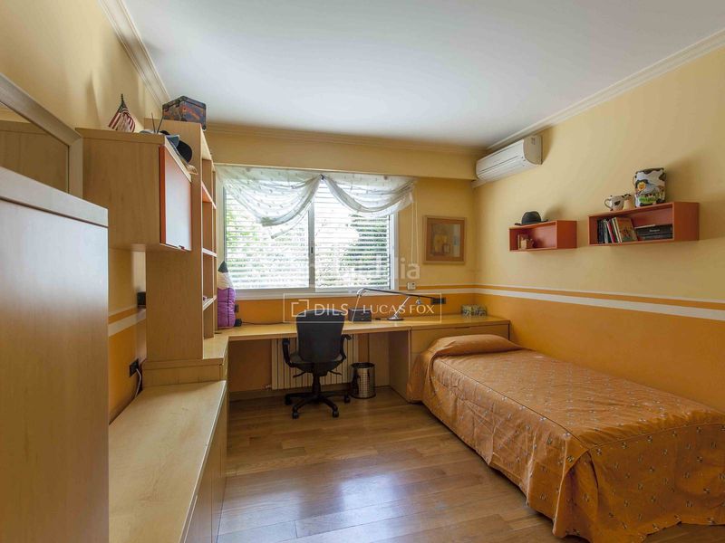 Foto 0dd5e8cf-2c5d-4784-8569-96e4289352b0. Xalet amb calefacció aparcament piscina a Casas Verdes - Ermita Godella