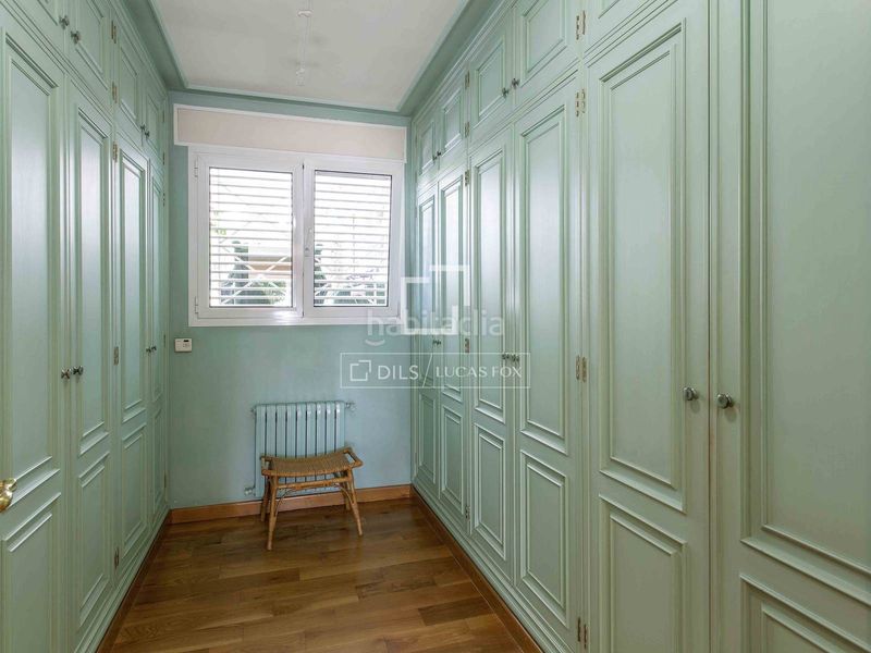 Foto 323627c1-944e-48e2-af9c-91d82b1c7922. Xalet amb calefacció aparcament piscina a Casas Verdes - Ermita Godella