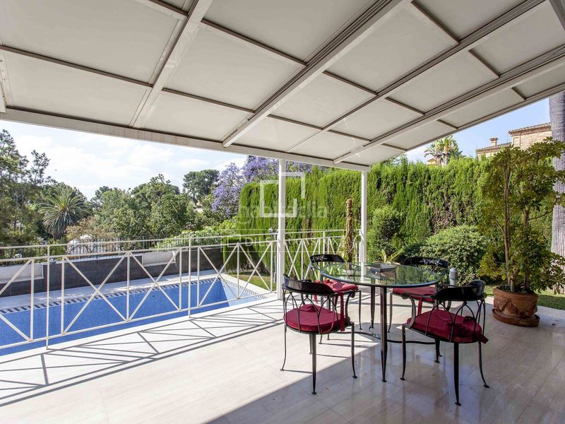 Foto 5eb8fbcb-38c0-4356-86e7-2309d26feba7. Xalet amb calefacció aparcament piscina a Casas Verdes - Ermita Godella