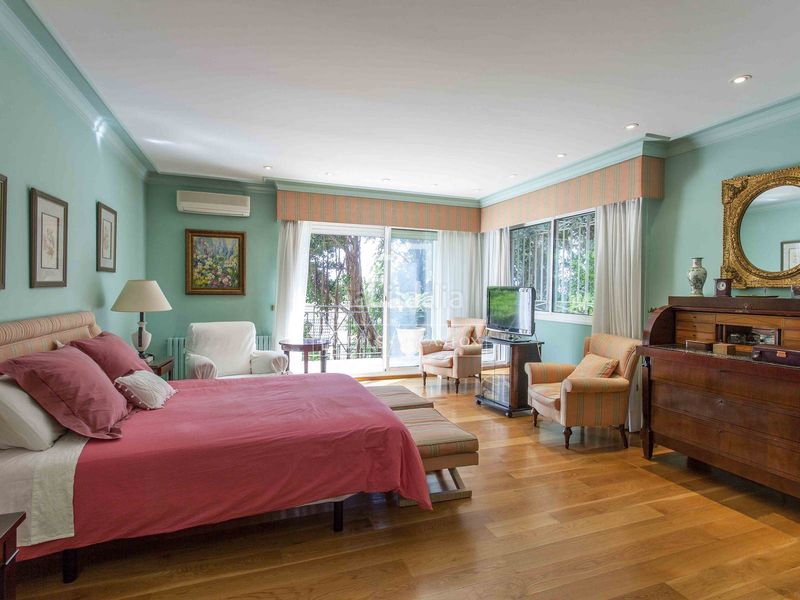 Foto 78986edd-f1f0-4e84-be86-d4247561d9d3. Xalet amb calefacció aparcament piscina a Casas Verdes - Ermita Godella