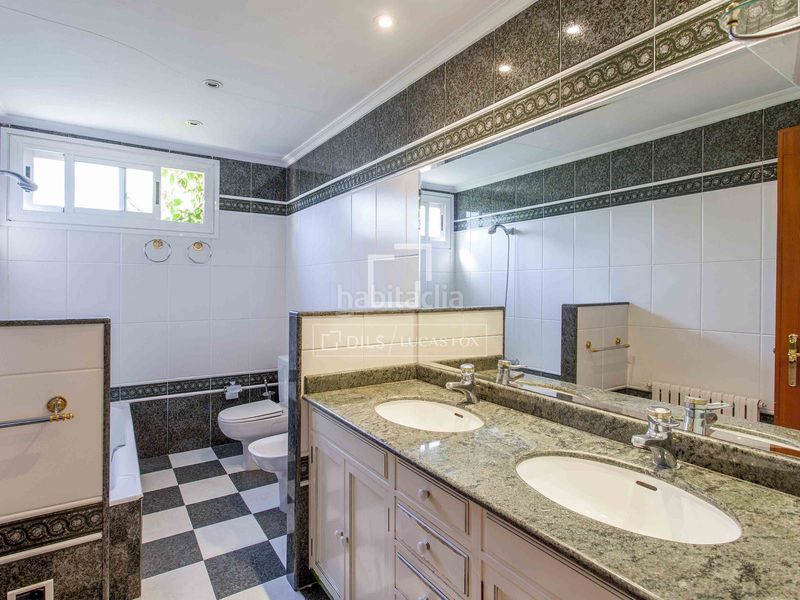 Foto 8cea850d-7803-42dd-bb1d-4bc57d6b08fa. Xalet amb calefacció aparcament piscina a Casas Verdes - Ermita Godella